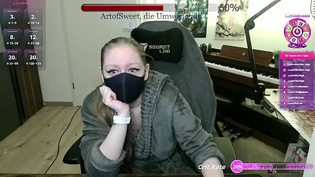 Snapshot of ArtofSweet chatting on April 27, 2026, 6:39 pm ArtofSweet online show from April 27, 2026, 6:39 pm