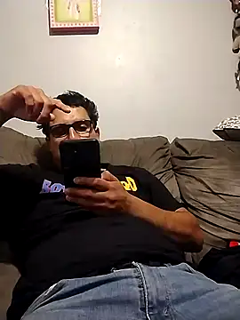 thickcocklatino online show from September 29, 2025, 6:02 pm