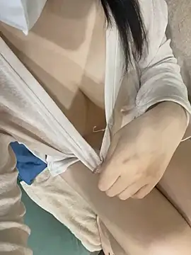 Snapshot of Onee-Chew chatting on January 17, 2026, 11:59 am Onee-Chew online show from January 17, 2026, 11:59 am