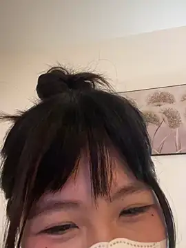 Snapshot of Onee-Chew chatting on February 9, 2026, 12:53 pm Onee-Chew online show from February 9, 2026, 12:53 pm