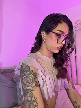 Snapshot of Samantha_Bernardo chatting on March 13, 2026, 3:35 am Samantha Bernardo online show from March 13, 2026, 3:35 am