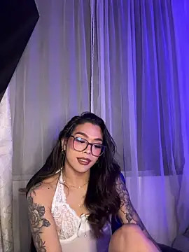 Snapshot of Samantha_Bernardo chatting on March 29, 2026, 3:50 am Samantha Bernardo online show from March 29, 2026, 3:50 am