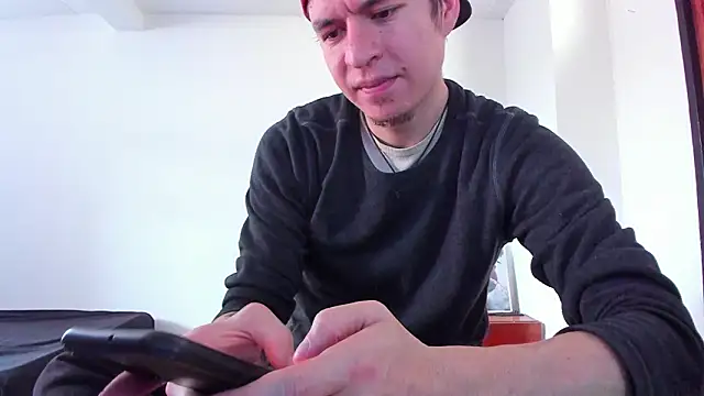 Headhunterdz online show from March 12, 2026, 3:18 pm