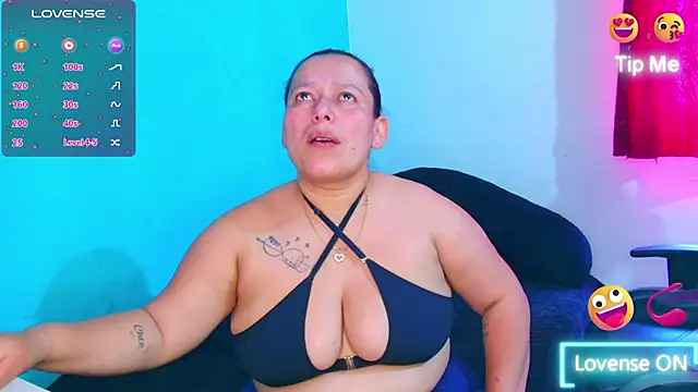 Snapshot of Diana_Lozano chatting on May 9, 2026, 5:18 pm Diana Lozano online show from May 9, 2026, 5:18 pm