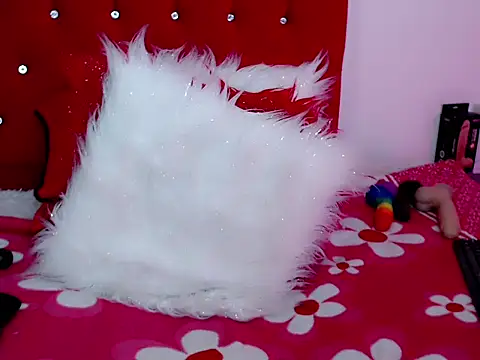 Snapshot of KendallEvolette_ chatting on February 16, 2025, 9:48 am KendallEvolette online show from February 16, 2025, 9:48 am