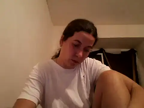 Snapshot of Tamilashaa chatting on December 12, 2024, 8:10 pm Tamilashaa online show from December 12, 2024, 8:10 pm