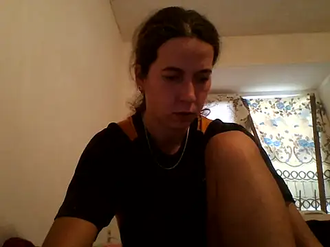 Snapshot of Tamilashaa chatting on October 20, 2025, 10:27 am Tamilashaa online show from October 20, 2025, 10:27 am