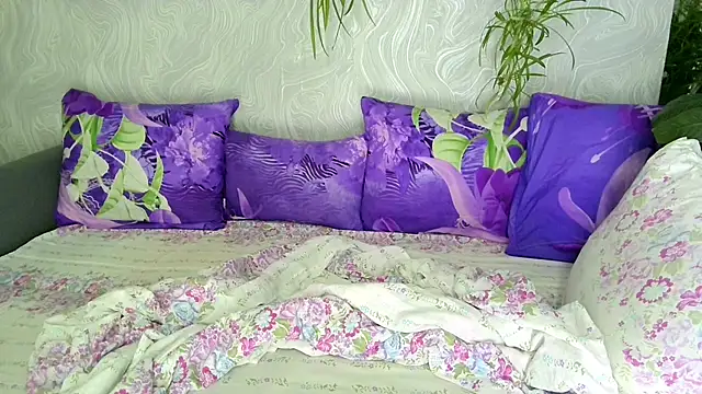 pink dawn online show from September 27, 2025, 12:48 am