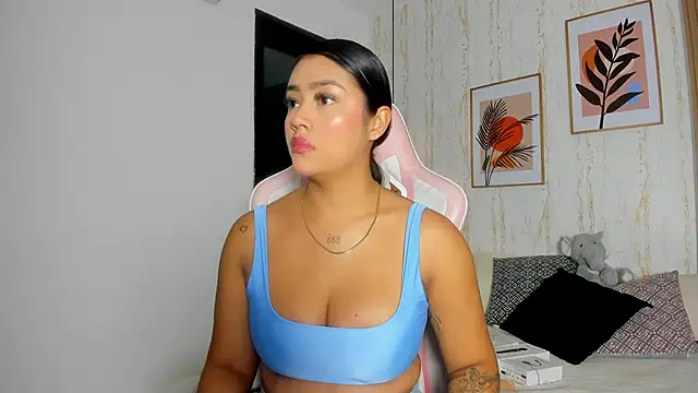 CameronCollins  online show from January 7, 2025, 6:35 pm