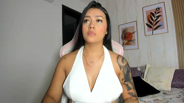 CameronCollins  online show from March 7, 2025, 8:55 pm