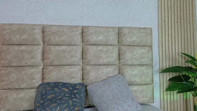 CameronCollins  online show from March 16, 2026, 7:18 pm