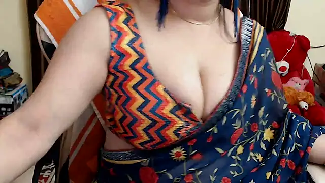 Snapshot of Naughty_Kashish chatting on December 13, 2024, 12:39 pm Naughty Kashish online show from December 13, 2024, 12:39 pm