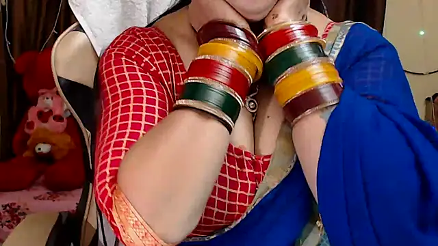 Snapshot of Naughty_Kashish chatting on October 17, 2025, 5:43 am Naughty Kashish online show from October 17, 2025, 5:43 am