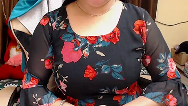 Naughty Kashish online show from December 5, 2025, 7:50 am