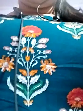 Snapshot of Naughty_Kashish chatting on February 15, 2026, 8:35 am Naughty Kashish online show from February 15, 2026, 8:35 am