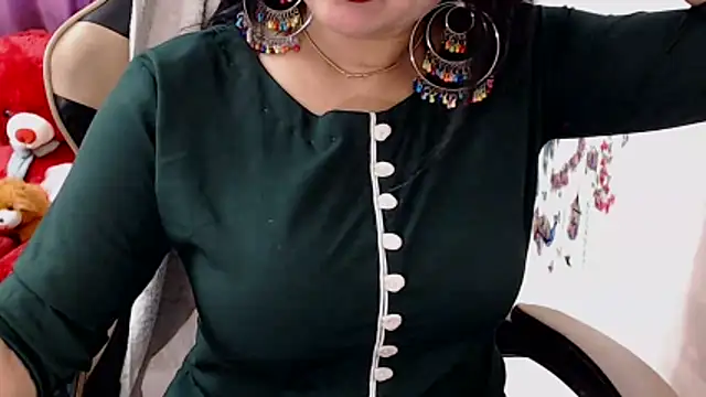 Snapshot of Naughty_Kashish chatting on March 27, 2026, 5:24 am Naughty Kashish online show from March 27, 2026, 5:24 am