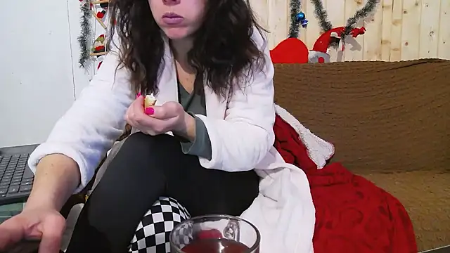 SquirtyMellissaLabia online show from January 15, 2026, 6:18 am