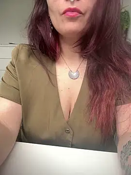 LunaMoongirl online show from December 5, 2024, 9:50 am