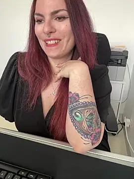 LunaMoongirl online show from March 17, 2025, 2:23 pm