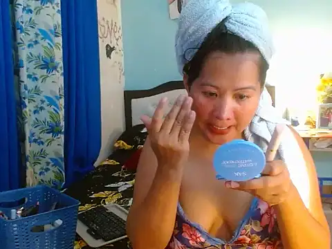 PearlOfAsia21 online show from November 29, 2025, 12:57 am