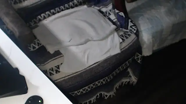 Snapshot of QueenDenizeAndTheCaptain chatting on October 22, 2025, 6:46 am QueenDenizeAndTheCaptain online show from October 22, 2025, 6:46 am