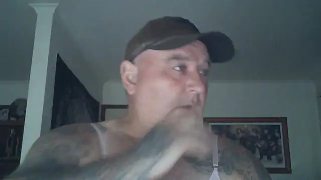 Snapshot of HOTANAL chatting on February 19, 2025, 11:57 pm HOTANAL online show from February 19, 2025, 11:57 pm