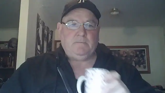 Snapshot of HOTANAL chatting on September 18, 2025, 10:12 pm HOTANAL online show from September 18, 2025, 10:12 pm