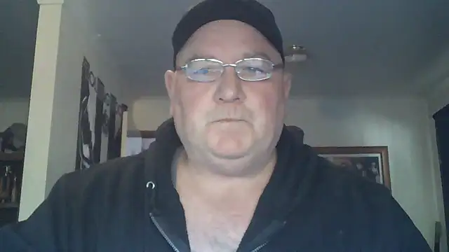 Snapshot of HOTANAL chatting on October 8, 2025, 10:29 pm HOTANAL online show from October 8, 2025, 10:29 pm