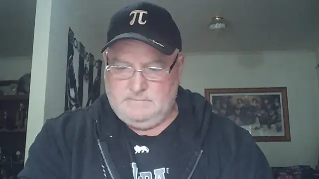 Snapshot of HOTANAL chatting on November 23, 2025, 5:51 am HOTANAL online show from November 23, 2025, 5:51 am