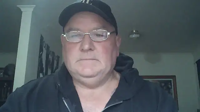 Snapshot of HOTANAL chatting on November 25, 2025, 10:21 pm HOTANAL online show from November 25, 2025, 10:21 pm