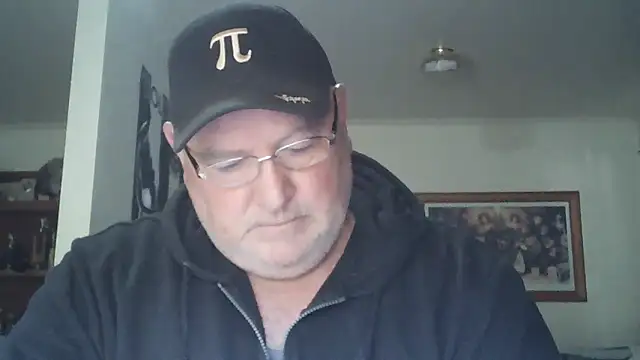 Snapshot of HOTANAL chatting on November 30, 2025, 10:14 pm HOTANAL online show from November 30, 2025, 10:14 pm