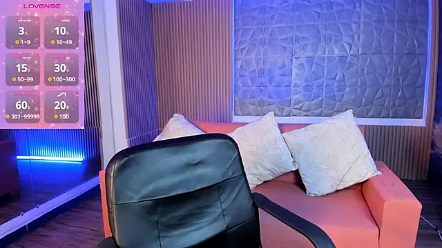 kimbrownn online show from January 17, 2025, 10:55 am