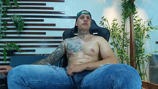 Snapshot of Joeysexx2 chatting on October 3, 2025, 3:25 am Joeysexx2 online show from October 3, 2025, 3:25 am