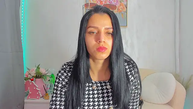 Sarabecker online show from May 7, 2026, 8:42 am
