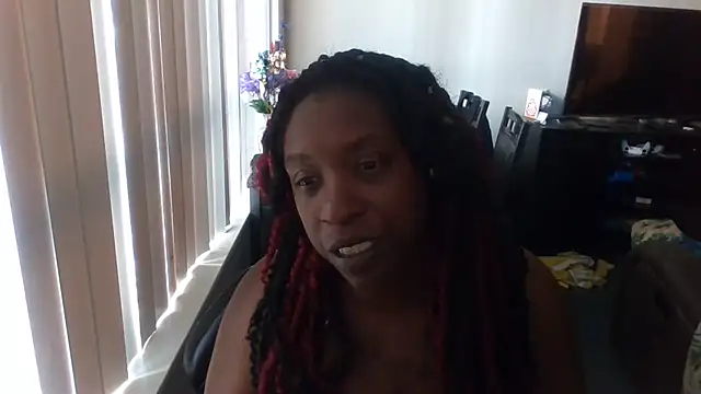 markquanna online show from October 11, 2025, 10:41 pm