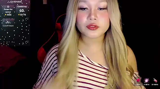 Snapshot of stacey_wills44 chatting on March 3, 2025, 12:15 am stacey wills44 online show from March 3, 2025, 12:15 am