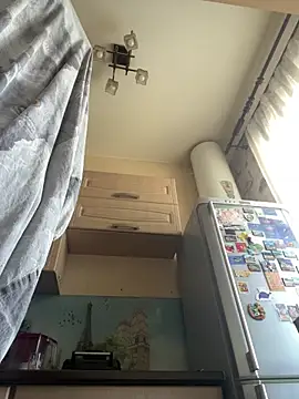 Snapshot of CrazzyChicks chatting on February 24, 2026, 5:05 am CrazzyChicks online show from February 24, 2026, 5:05 am