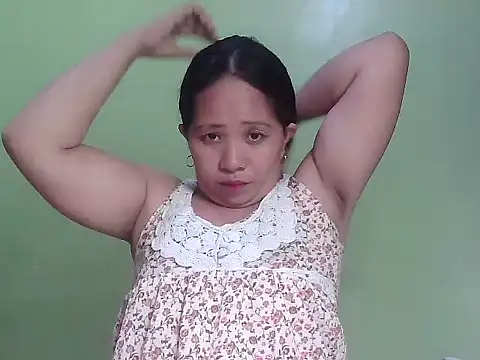 sweetlady pinay online show from April 19, 2026, 7:29 am