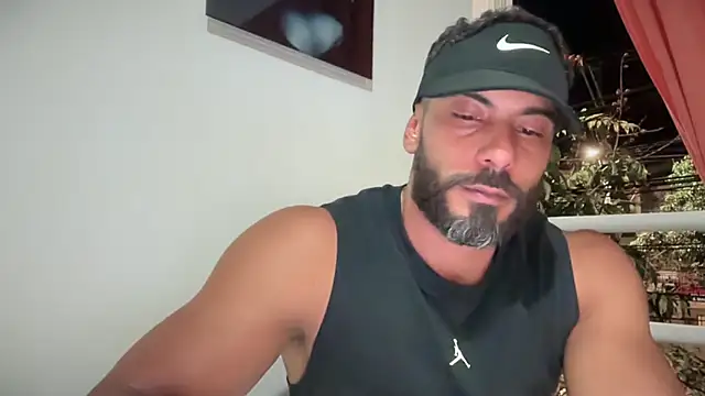 romeolovedark online show from September 12, 2025, 4:12 am