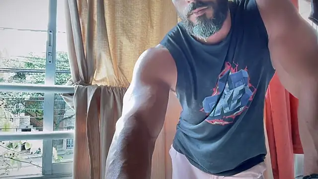 romeolovedark online show from January 12, 2026, 6:57 pm