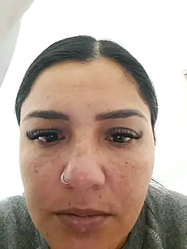 Snapshot of laura_dirtyhot chatting on December 10, 2024, 7:26 am laura dirtyhot online show from December 10, 2024, 7:26 am