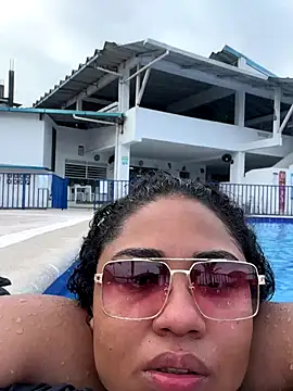 420Geminis online show from December 3, 2024, 8:28 pm