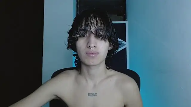 littlextreme online show from June 20, 2026, 3:31 am