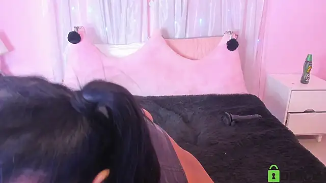 Kirara 22 online show from December 18, 2024, 3:58 am