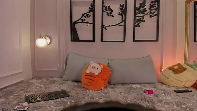 ale cam online show from October 17, 2025, 12:36 am