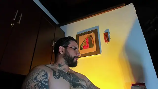 Snapshot of CamiloGray_ chatting on June 8, 2026, 2:06 pm CamiloGray online show from June 8, 2026, 2:06 pm