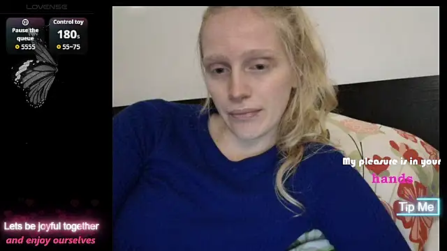 Snapshot of VeronicaJoyful chatting on November 29, 2025, 1:19 am VeronicaJoyful online show from November 29, 2025, 1:19 am