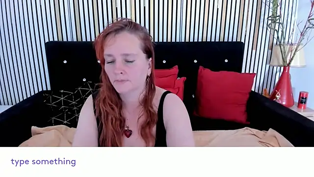 Snapshot of SinFulTitsDD chatting on November 13, 2025, 5:56 pm SinFulTitsDD online show from November 13, 2025, 5:56 pm