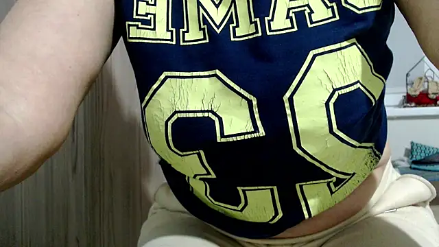 Snapshot of increible_della chatting on November 19, 2025, 12:16 pm increible della online show from November 19, 2025, 12:16 pm