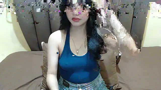 Snapshot of x_brittany_x chatting on June 26, 2026, 8:35 pm x brittany x online show from June 26, 2026, 8:35 pm